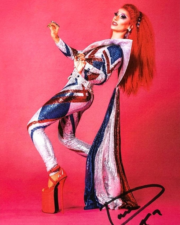 Divina De Campo stream DECODED tweet media