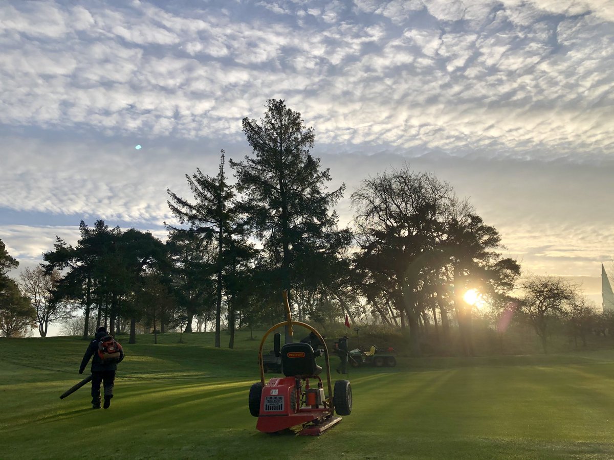 stowgolfclub's tweet photo. Welcome back to our members 🏌️♀️🏌️♂️
Course set up this morning for the first time in a month.
Enjoy and stay safe. ⛳️ https://t.co/usMPCS7WuR