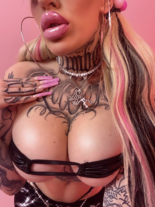 Be a Bimbo & make the world sexy again ? https://t.co/0SBs4tJEnZ