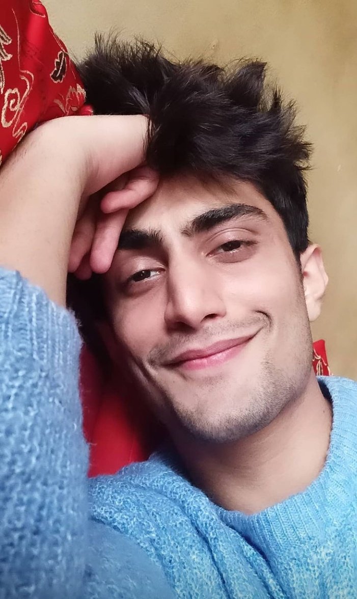 Indian Gay 🏳️‍🌈🔞 on X: This smile always gets me. ❤️  t.coeNbLuFQcEY  X