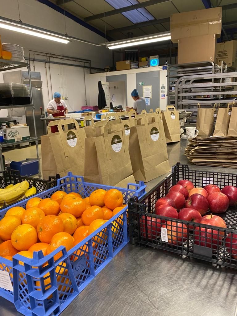 We recently put together 100 PACKED LUNCHES for The JCB Academy. 

Want some for your team? email orders@stone-baked.com or call 01785 818 291.