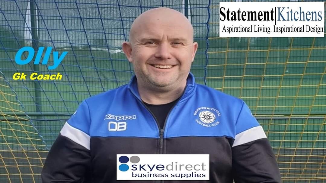 ⚽️ Meet the Coaches :
⚽️ Meet Olly, our Gk Coach. He is in his 40's but despite this he has been one of our best trainers in Lockdown. His favorite position used to be in goals but now enjoys been on the sidelines, helping out in local football whilst working towards specialist.