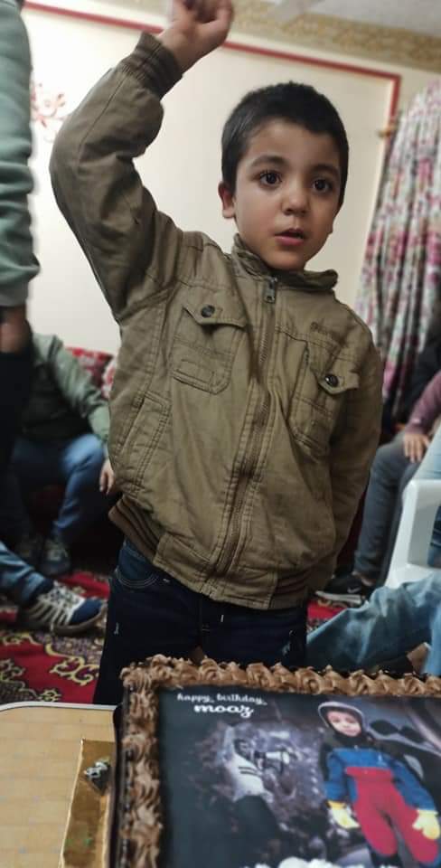 Merzbach1911's tweet photo. انهارده عيد ميلاد إبن أخويا وصحبي معاذ سيد مشاغب ال7 معاذ كالعاده بيكبر وهو بعيد عن ح��ن ابوه معاذ اتولد لقي ابوه مجنون زمالك وللأسف دفع تمن حبه أبوه للزمالك إن هو يتحرم منه المده دي كلها معاذ بعيد عن حضن ابوه وحنيته عليه الواحد مننا بيتسند ع ابوه مهما كان عمره عيد سعيد معاذ 🎁 https://t.co/slgzI106DJ