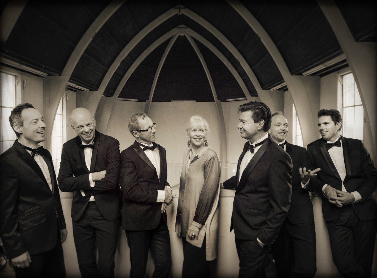 Zojuist bijgeboekt di. 22 december FrommerKerst met Annegreet van Bergen (2x)
spotgroningen.nl/programma/from…