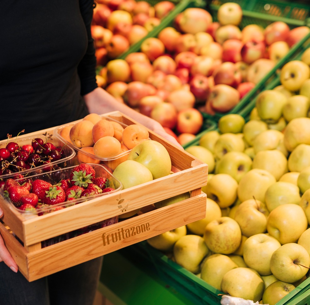 BoxGifting's tweet image. We offer varieties of #fruits and #dryfruits for gifting your loved ones!
Order Online : fruitazone.com
Contact us: 7012370872

#fruitazone #fruitgiftbox #fruits #vegetables #fresh #freshfruit #homedelivery #GiftingIdeas #onlinedelivery #onlineshopping #perfectgifting