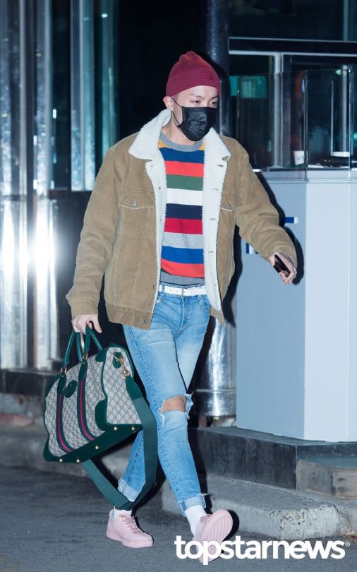 taegiseok in skinny jeans: a thread