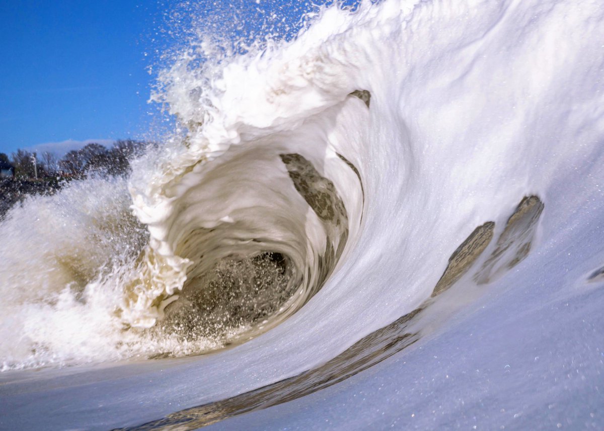 Up close in the impact zone. Days like this are few and far between along this stretch of coastline but well worth the wait.