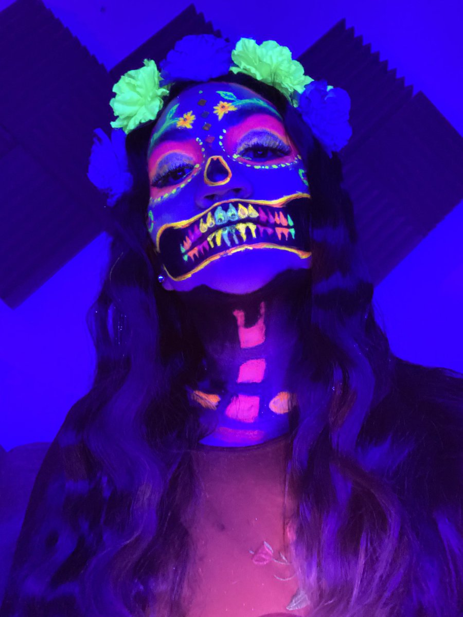 hectorlocutor's tweet photo. 💥((ESTA NOCHE NO SE DUERME ))💥
#LaNocheNait 21 hs POR @BebanaRadio
Desde las 10 Pm En Duplex por FM 95.5 Mhz
⌨ #TrasnocheParanormal
ADELANTO 3:
EN VIVO DESDE MEXICO @CarmenEliPev Y MAS HISTORIAS PARA CERRAR EL AÑO CON DULCES PESADILLAS https://t.co/4e0bnK193d