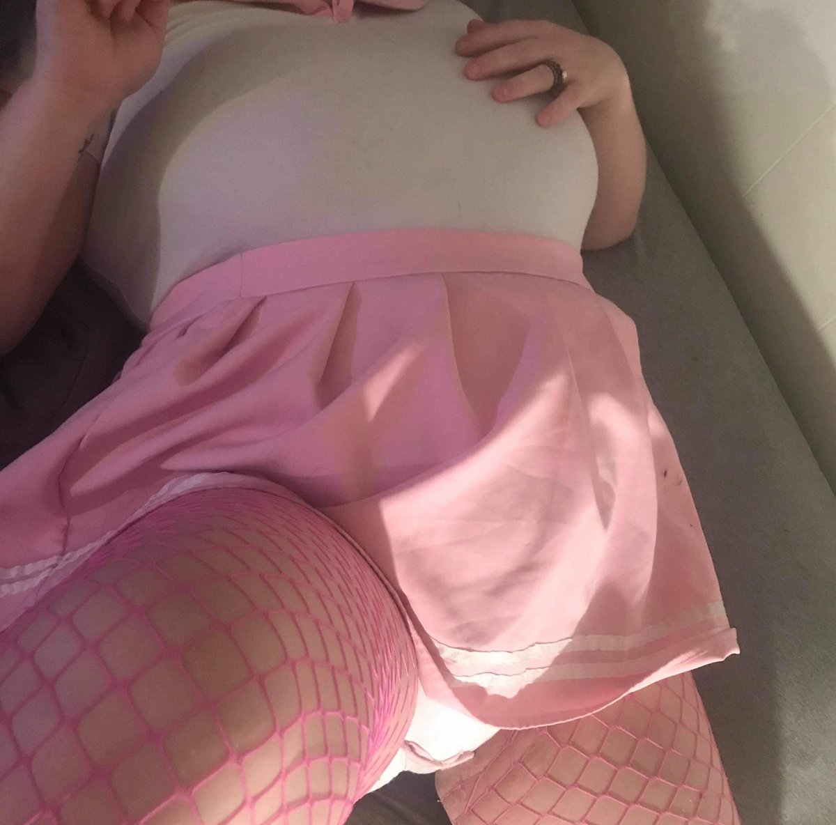 Prettyandplump2's tweet photo. Follow my onlyfans and Instagram 
Prettyandplump98
#onlyfans #onlyfansgirl #bbw #bbwlove #bustybabe #bigtits #curvycutie #findom #moneyslave #moneypig #giantess #giantesscrush #giantessVore https://t.co/JkcMggaAYx