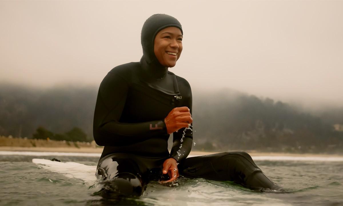 highsnobiety's tweet photo. "My surfing journey is tied very closely to natural hair journey and my acceptance of my beauty as it was meant to be."

Textured Waves is inviting women of color into the water: https://t.co/iPVoszDrfA https://t.co/WJ1QIAtbyO
