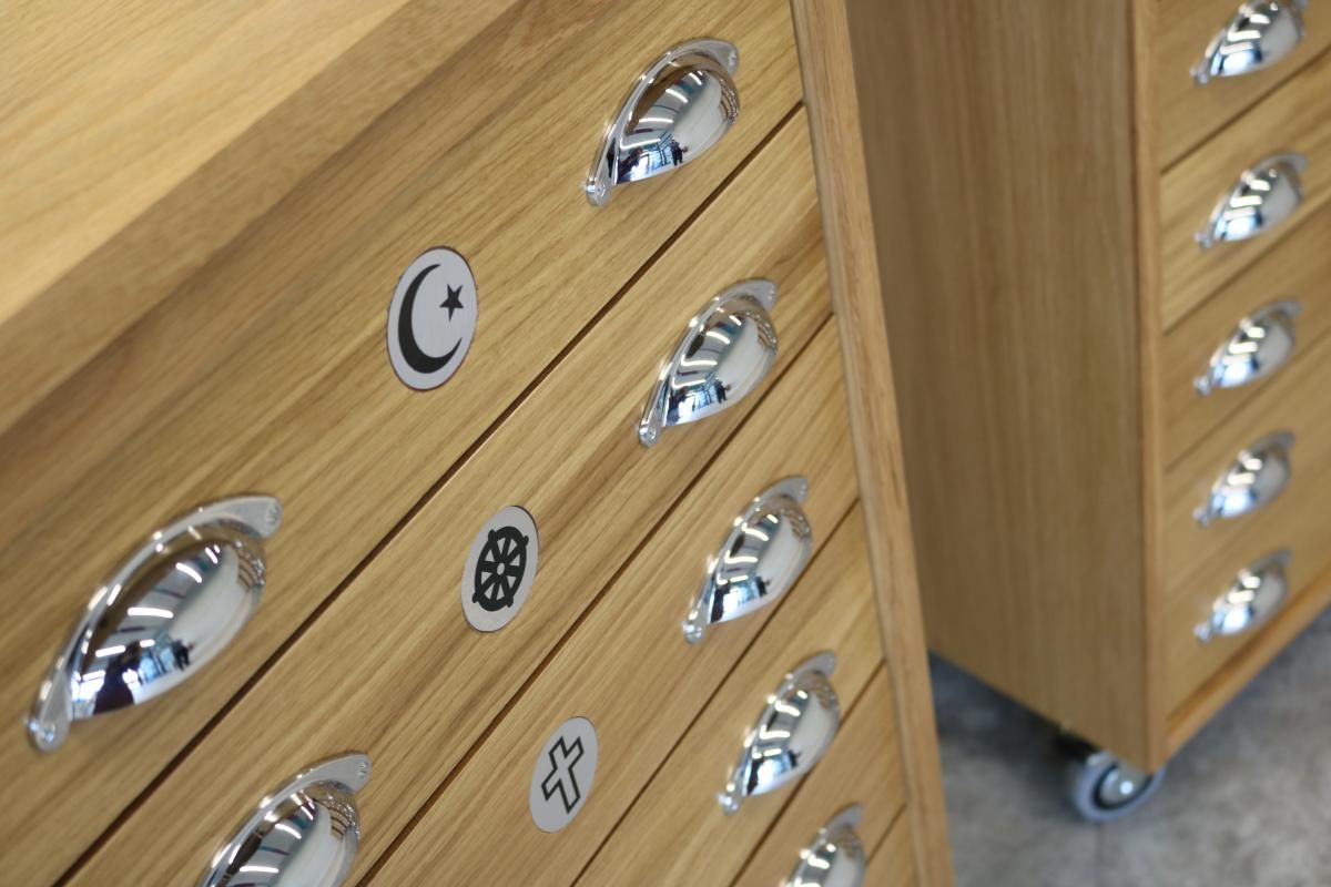 GMMH_NHS's tweet photo. Our Spiritual Care Team worked with Benchmark to develop these multi faith trolleys! They'll be used in the 18 Multi Faith and Belief spaces across our services for service users to access and practice their spiritual beliefs. Read more about the project: https://t.co/urBB6X3wdJ https://t.co/wDRUzKbsjW