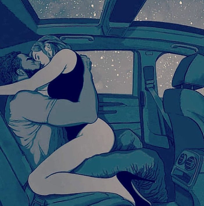 Ngayikhonta into i started slow, i ended up increasing the speed making sure his dick hits my chicks. Kwangathi uyahlanya. He grabbed my hair Even tighter i was like lo uyahlanya akakuchama i pulled out, phezu kwakhe