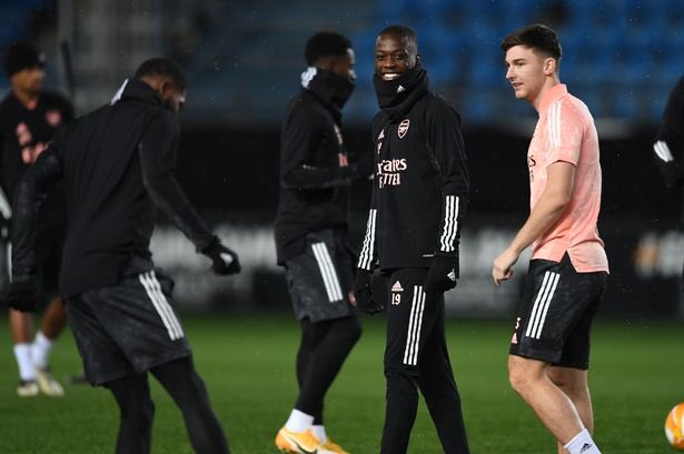 PatrickTimmons1's tweet photo. Kieran Tierney would wear shorts and a short sleeve top on a skiing holiday. https://t.co/soBWpi0mhP