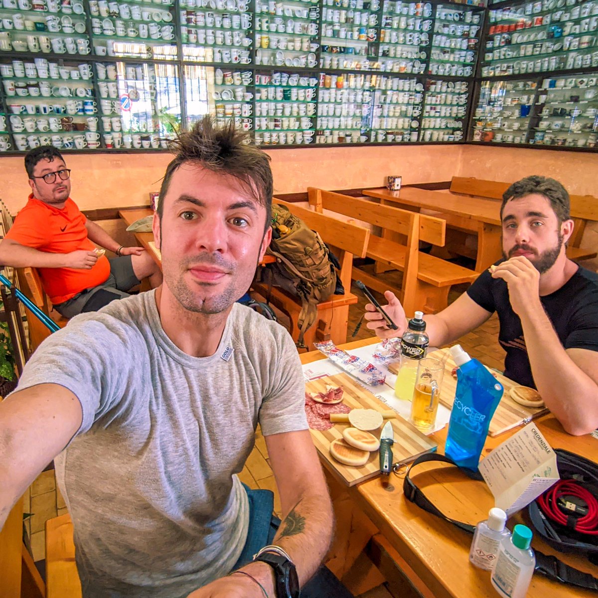 forzataglia's tweet photo. Se volete vedere quanti piatti di tagliatelle e altro ci scofaniamo ogni tappa... Link in bio!
New video out now!
.
.
.
#ForzaTaglia
#viadeglidei2020
#viadeglidei
#DAICHEMANCAPOCO https://t.co/74l1bkfoHy