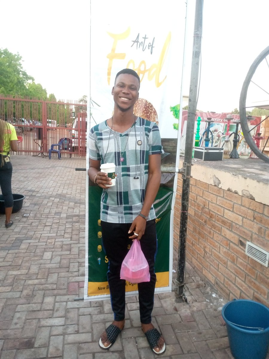 Somebi_TLM's tweet photo. If you've not had a taste of #enuguburger from @DeLambCafe,you should try it out!!! Today,I stopped by the cafe to get mine. I also got a cup of spicy tea. I'd have gone into details but as you know I've got a chicken burger to enjoy 😋😜 https://t.co/IwVaUV47u8
