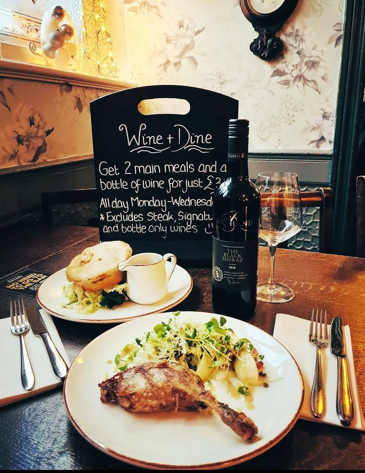 TheCastleHarrow's tweet photo. Welcome back to The Castle! 🏰 We are starting off with a very substantial meal deal - get two main meals and a bottle of wine all for £35! 🍷
#thecastleharrow #harrowonthehill #substantialmeal #wineanddine #duckleg #steakpie #wine #beproudofit #fullers https://t.co/MtuHStskET