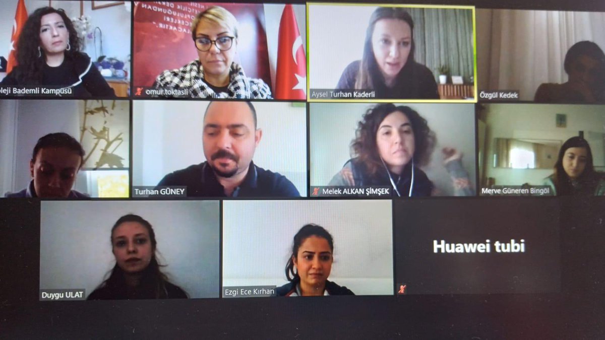 Bahçeşehir Koleji Bademli Kampüsü müdürü Esra AKKAY akademik süreçleri değerlendirme toplantısında, öğretmenlerimiz ile paylaşımlarda bulundu. Yeni normalde hedeflerin ve planlamaların görüşüldüğü toplantıda öğretmenlerimizin değerli katkıları için kendilerine teşekkür ederiz.