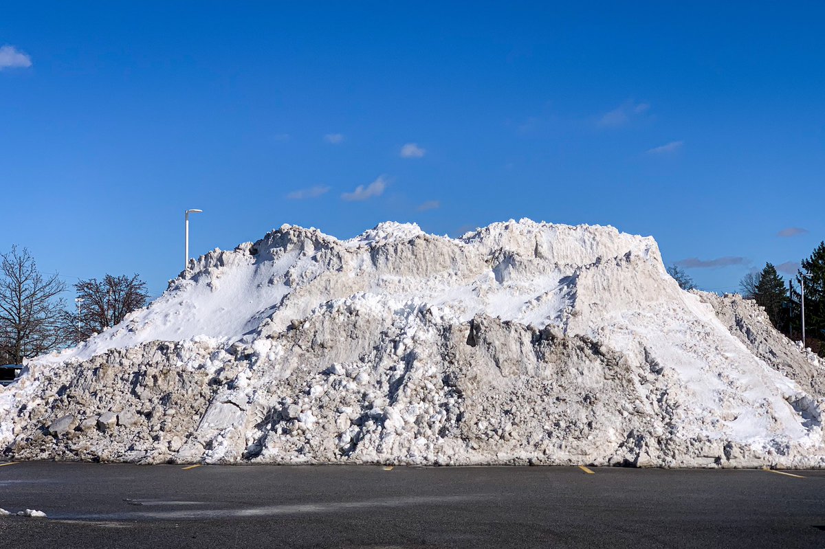 Nothing beats the view of the mountains this time of year. 😍