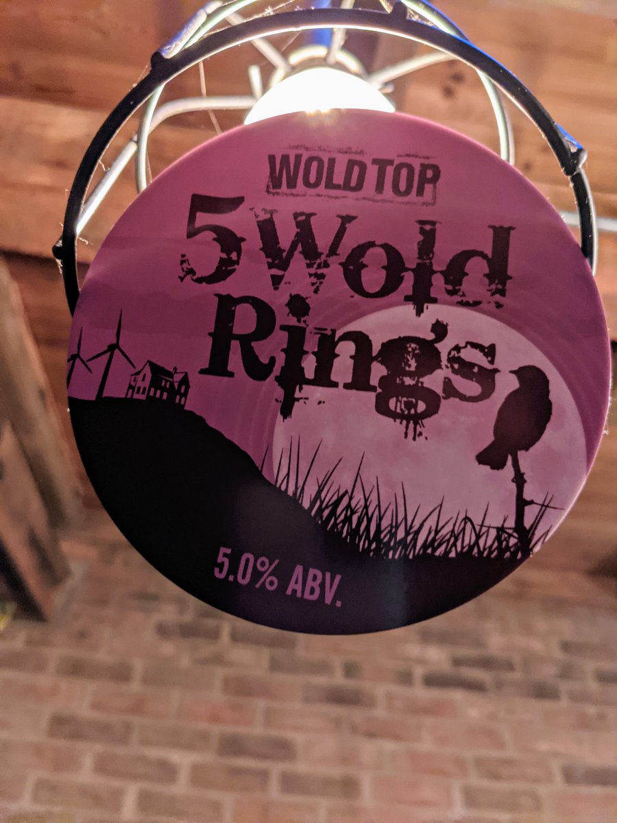woldtopbrewery's tweet image. Happy December! 
Our seasonal cask beer for the month is the wonderful, light, crisp and flavourful 5 Wold Rings. 
Available in cask in pubs around you (tier dependent!) and also direct from us in bottle, mini cask and polypin. 
It’s a festive favourite so don’t miss out!