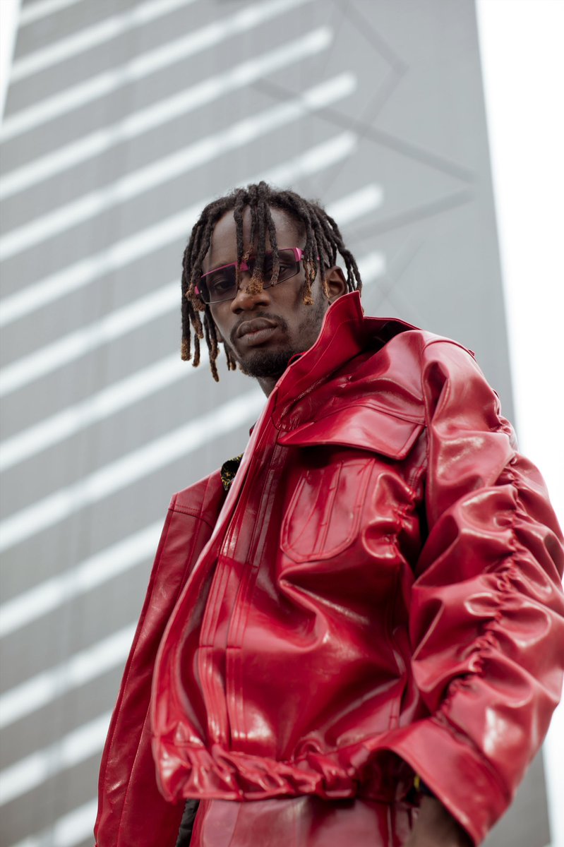 mreazi's tweet image. Merry Christmas Bantu Bandi