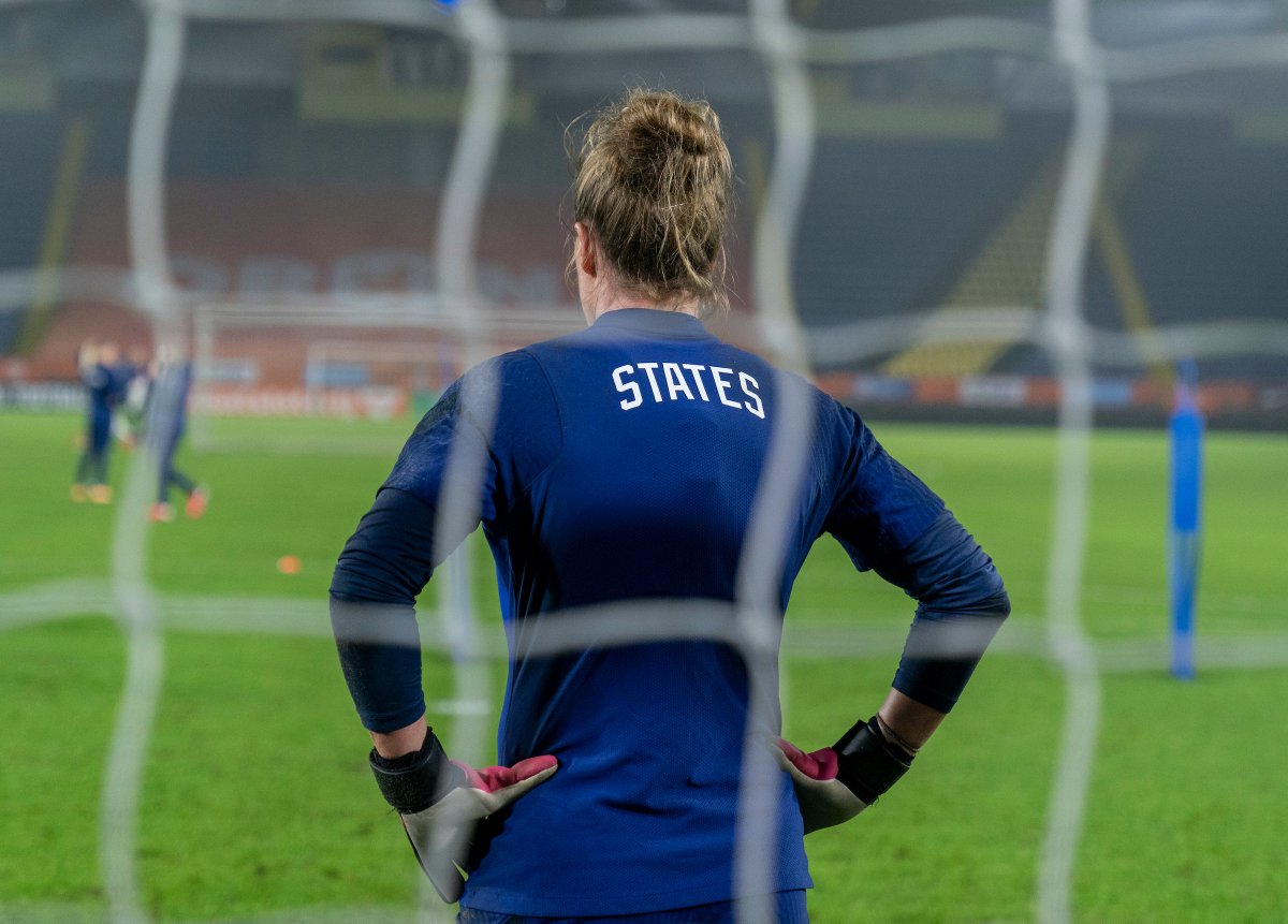 #TheBest FIFA Women’s Goalkeeper of 2020? We've got some thoughts on that 😊 Vote TODAY for @AlyssaNaeher! Voting runs through Dec. 9 👉 ussoc.cr/TheBest 👈