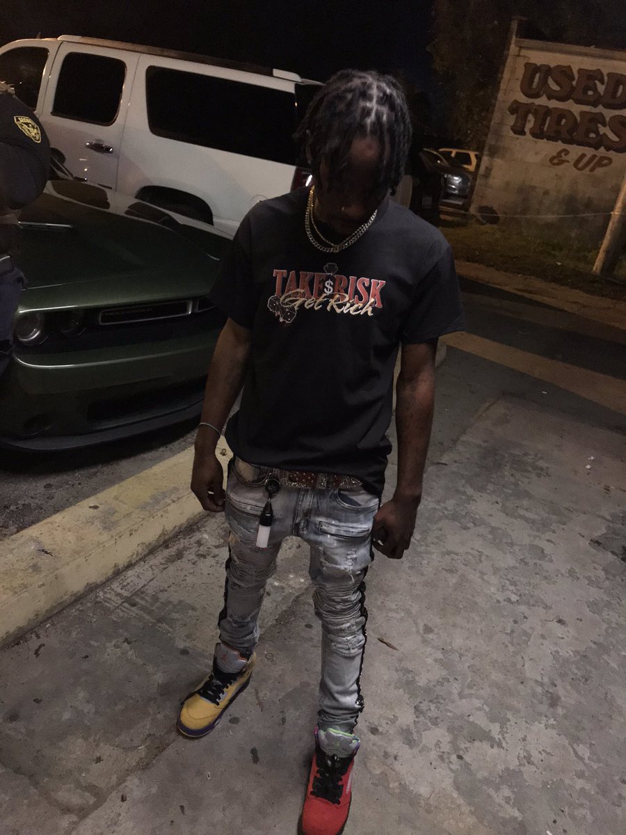 lifewithwhittt's tweet photo. Them niggas from dtr really put this shit on for me 💪🏾💙 #FreeBing https://t.co/EQ1xuO2yZS
