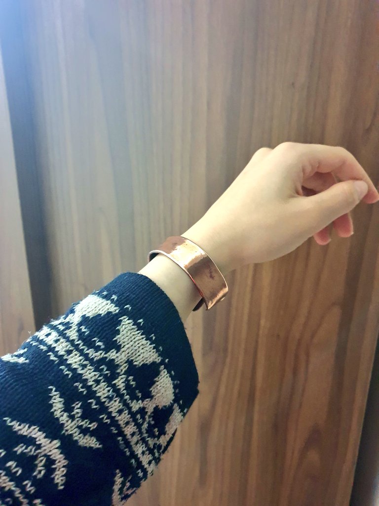 Babam bakırdan bileklik yapmış bana ÇIL DI RI YO RUMMMMM!!😍😍😍😍😍😍