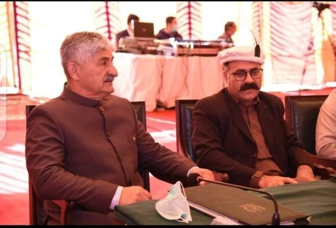 FatehUllahGBA2's tweet photo. ٱلْـحَـمْـدُ لِـلَّٰـه! 
Took Oath as a Minister of Planning &amp; Development and Information.
Thank You zealous masses of Gilgit especially from my Constituency #GBA2.
Insha'Allah I will serve the people of #GilgitBaltistan in a better way.
#PTIGovernment 🇵🇰 https://t.co/R2AZwg64Yw
