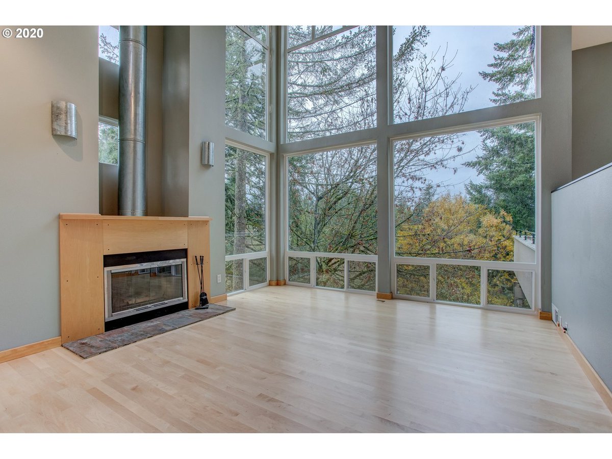 UpNest's tweet photo. Want to sell your home for top dollar, but save on #AgentCommissions? The sellers of 8175 SW 191st Pl felt the same way. So they used #UpNest to get proposals from the top 5 agents in their area.
Try UpNest's FREE service for #HomeSellers today and see how much you can save! https://t.co/kRN5YNFhJk
