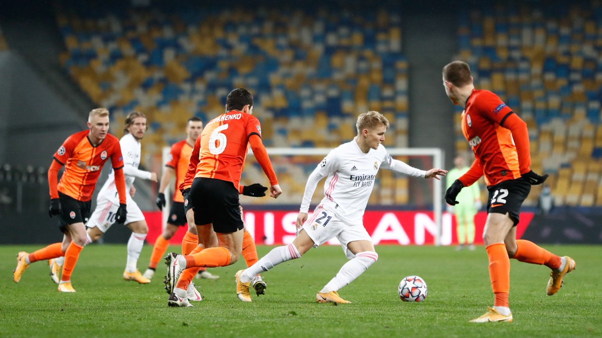 This was also confirmed by the Shakhtar coach in his post match statements. They were unconcerned about our wide play, and focused mainly on shutting down central progression. They targeted Modrić and Ødegaard, and nullified them.