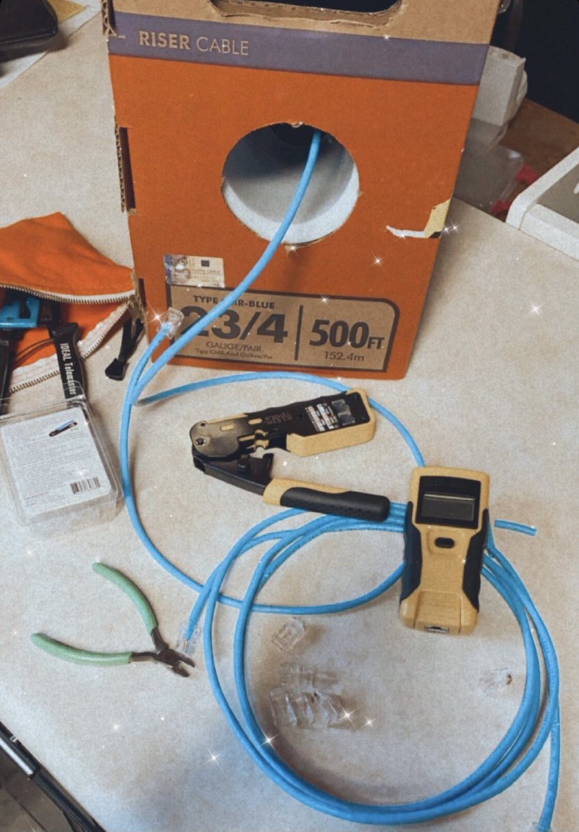 Jessie_IQ's tweet image. The project of the day continues... You can never have enough 12ft-ers...  #makingcables #networkcablemaking #diygeek #intelligencequest