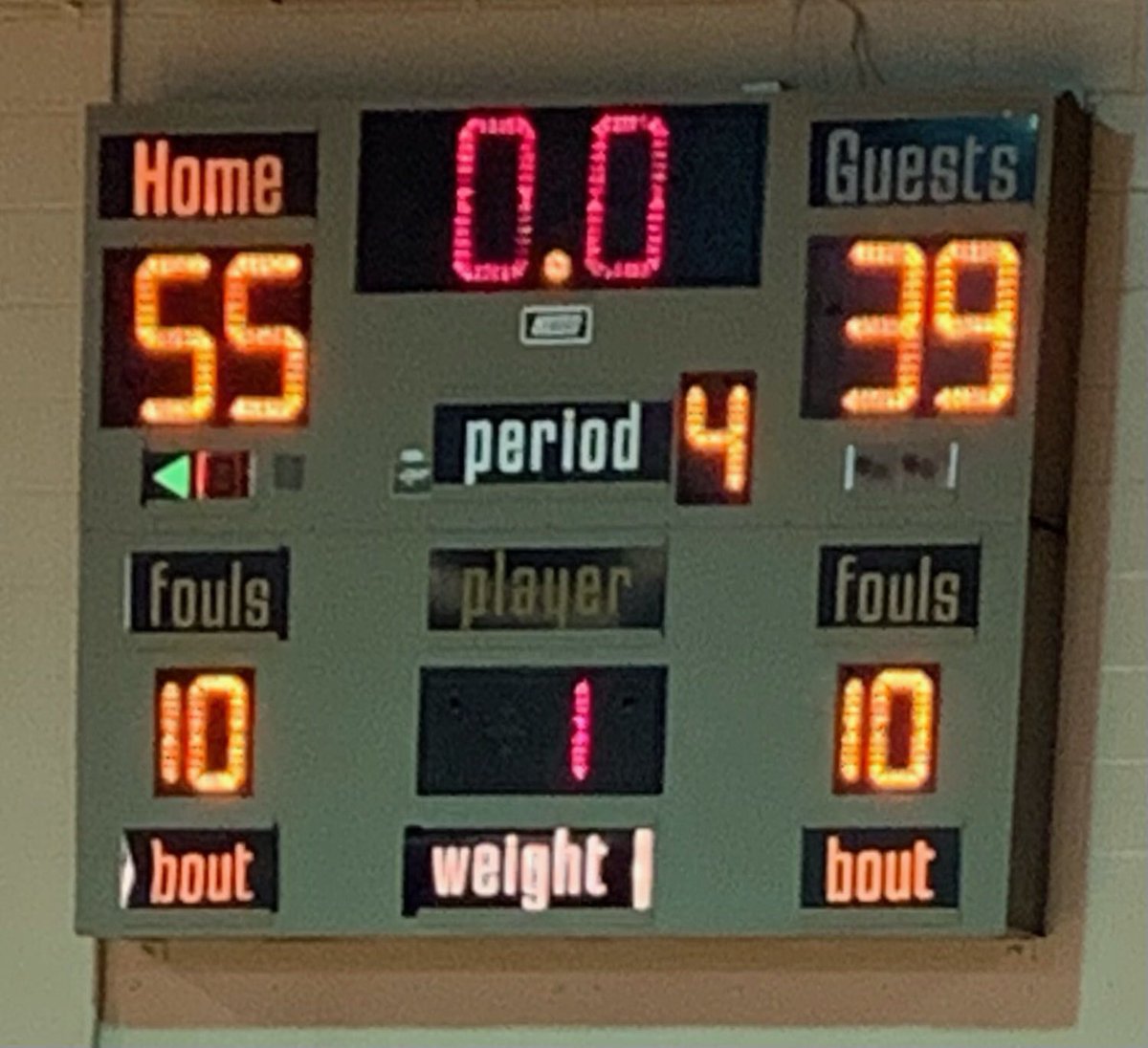 The Lady Mustangs got their 1st conference win last night against Fivay! Next up, Nature Coast this Thursday! Way to work girls! #DareToBelieve