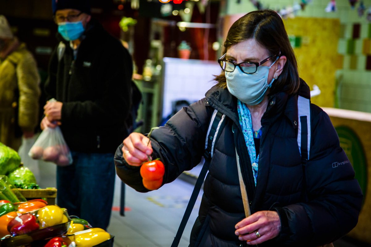 HMGMidlands's tweet image. We know what local businesses have to offer. Make sure your local residents do too.

Register your business on the Small Business Finder from 
@SmallBizSatUK so when people #SearchLocal, they find you.

Sign up now 👉 bit.ly/2V27jtS

#ShopLocal