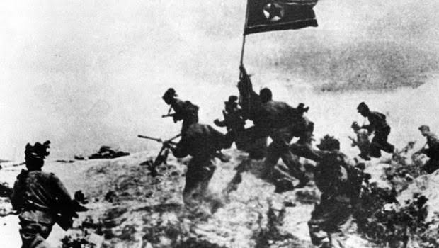 Namun di tahun berikutnya, Korea menghadapi sebuah perang besar yang kita kenal sebagai Perang Korea (1950-1953).Image source: CBS News