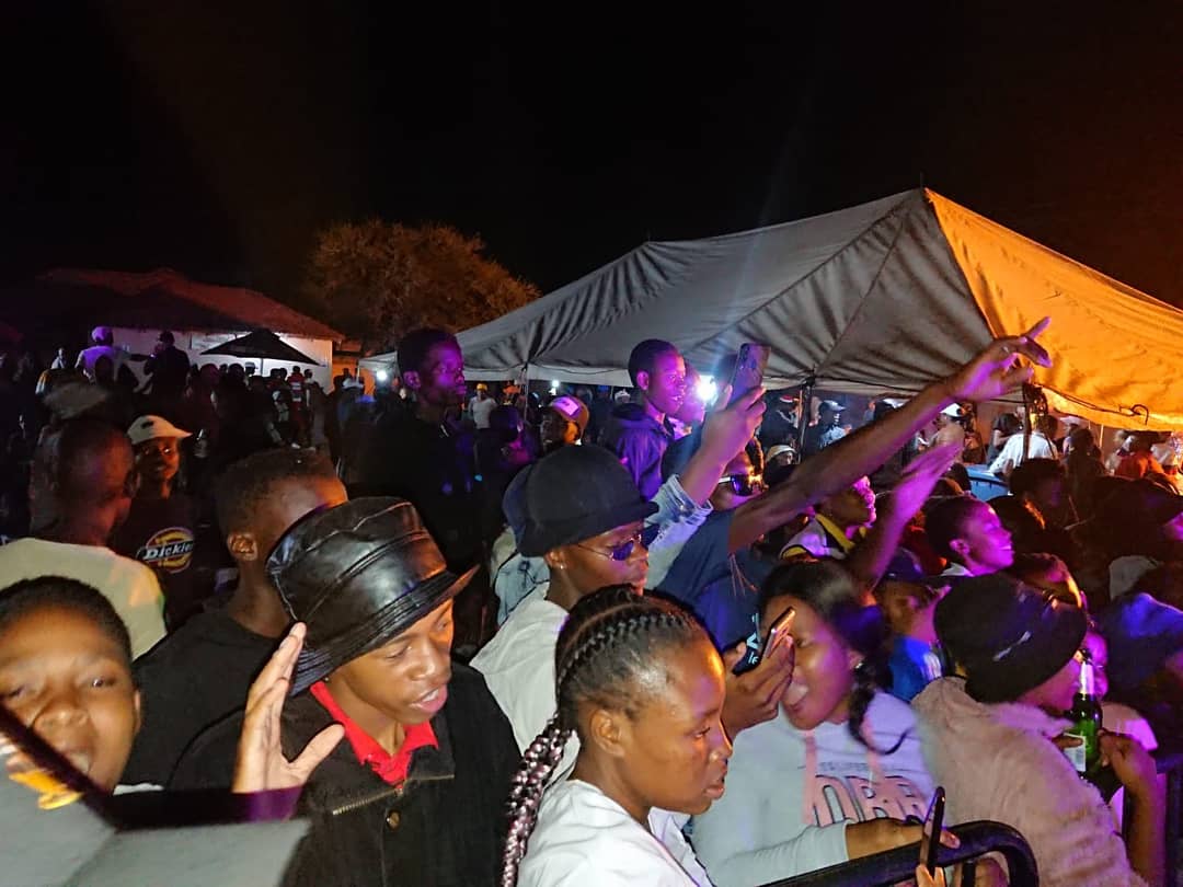 DrMoyeni's tweet photo. Served good music this past weekend, #afrohouse #afrotech #wedigdeep #drmoyeni #music
@JazzyQ_LLP https://t.co/jh7NWv5leo