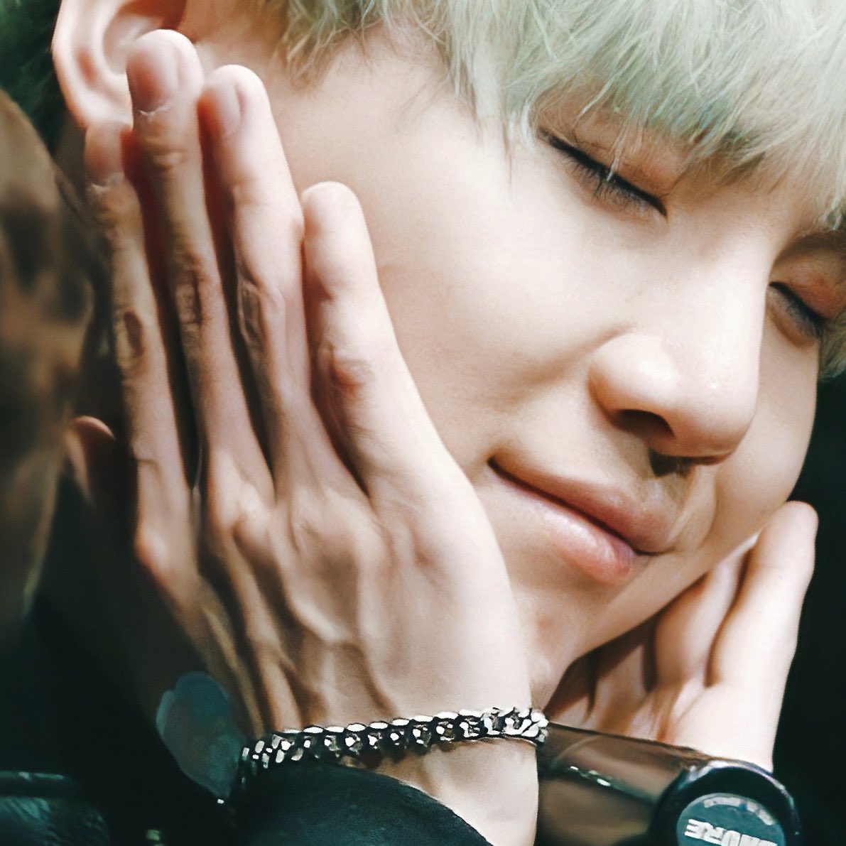 hurting me with that face and those hands