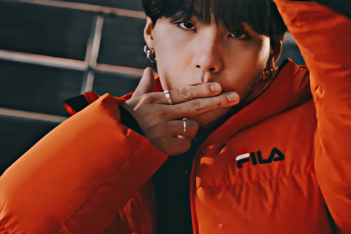 lemme kiss them for u sir