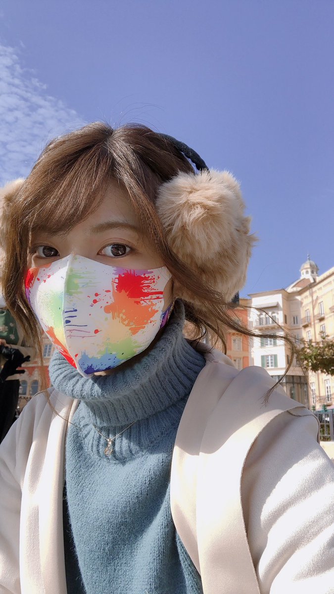 まろ ディズニーシー 新しいカチューシャは 耳当て 後 手袋も買ったの W ミッキーの手になってて可愛いやつ 末端冷え性やから両方付けながら出勤する予定です 笑 今回のメイン 初めてソアリン乗ってきた 事前情報でハードル上がってた まろ ディズニーシー 新しいカチューシャは 耳当て 後 手袋も買ったの W ミッキーの手になってて可愛いやつ 末端冷え性やから両方付けながら出勤する予定です 笑 今回のメイン 初めてソアリン乗ってきた 事前情報でハードル上がってた