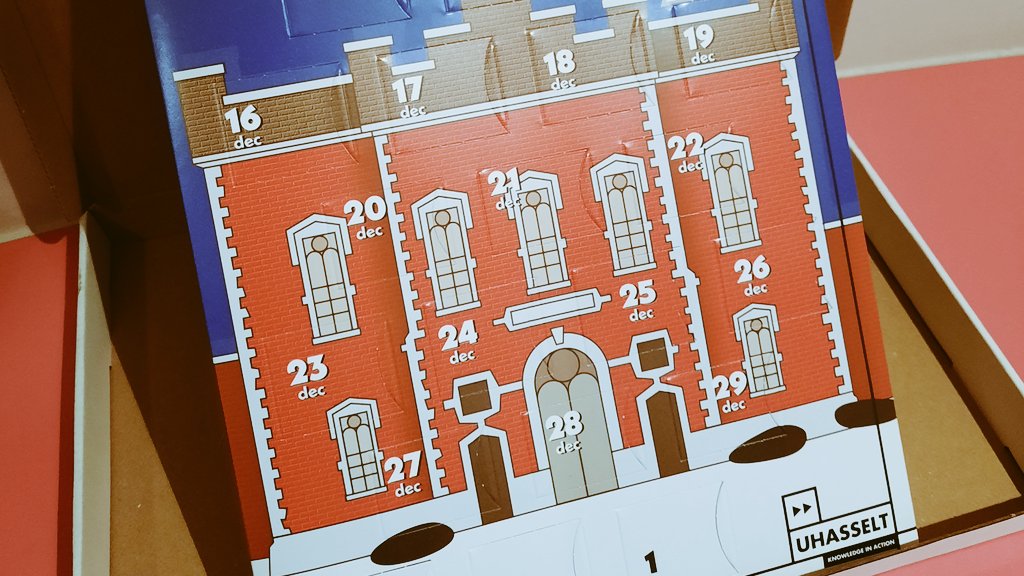 LeenWillems2's tweet photo. Dankjewel @BernardVheusden en @uhasselt!

Samen aftellen naar een nieuw jaar, een hopelijk gezond jaar, een gelukkig jaar, eentje met minder zorgen, angsten en verdriet, maar hopelijk ook eentje met minstens even veel mooie momenten, want het was niet allemaal kommer en kwel... https://t.co/133etwQcIu