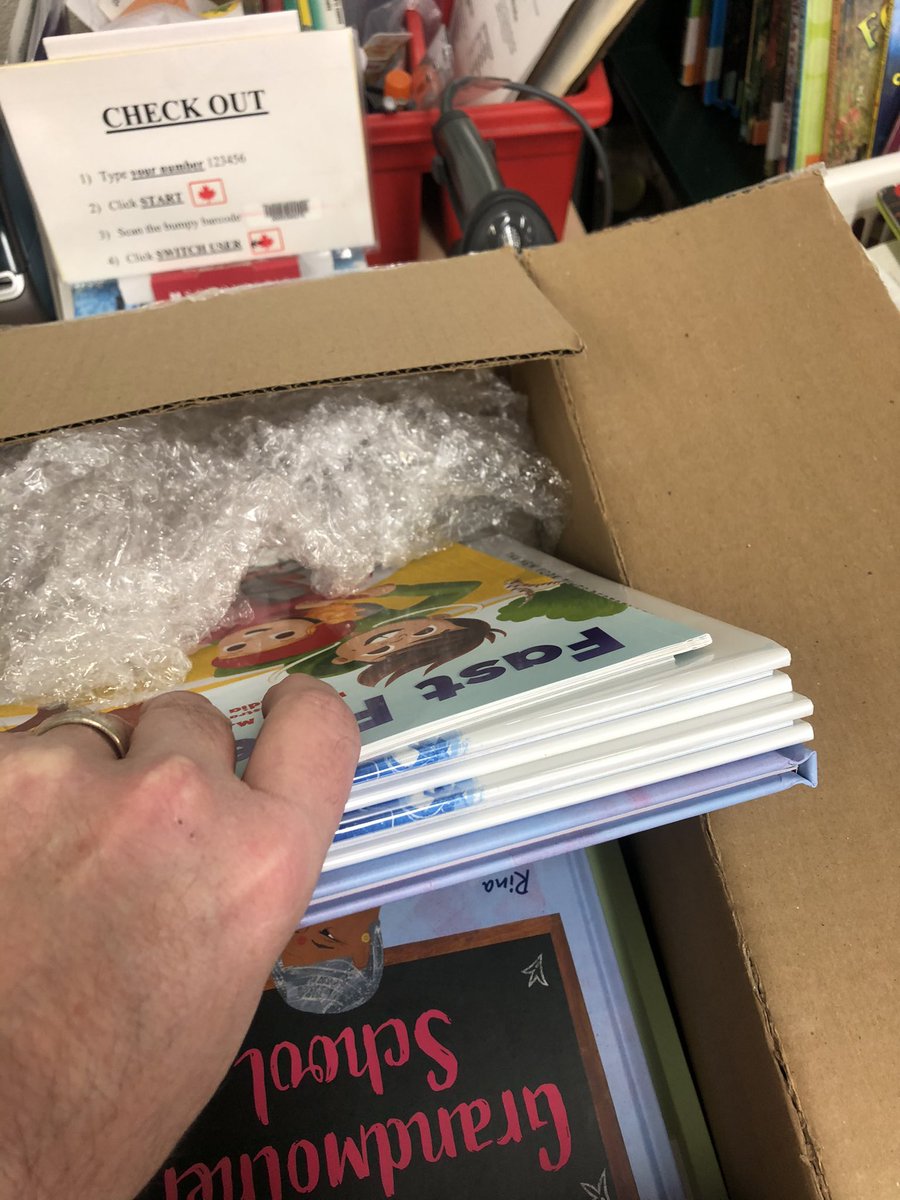 MrCaron1's tweet image. See you at 11:45 and 1 today for more #LiveFromtheLibrary ! @levicreekps @PDSB_Libraries 
I can’t wait to tell you all about our new #BlueSpruce #reading collection and more!