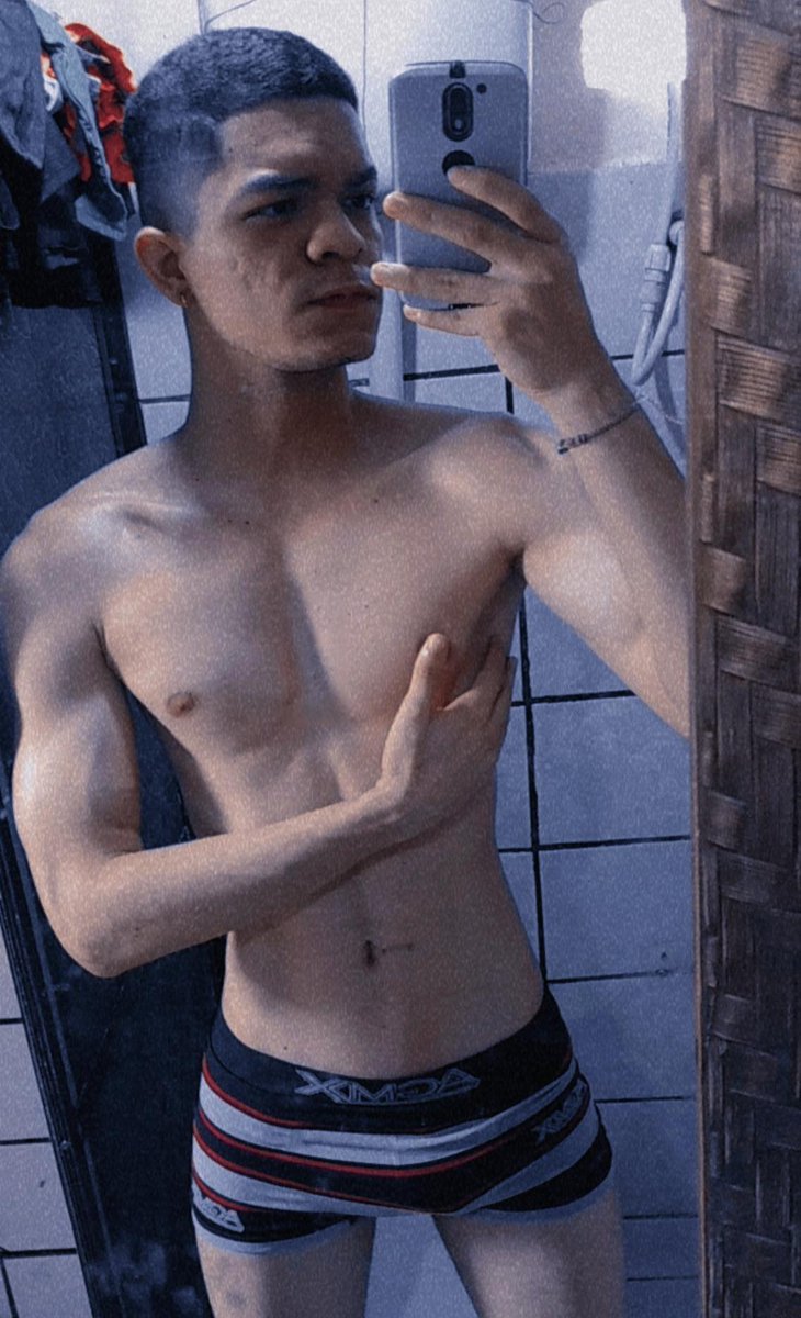JottaMendes_'s tweet photo. Quem quiser sem cueca é só dar um RT aí e deixar a DM liberada 😈 https://t.co/lhNgJjpgAN
