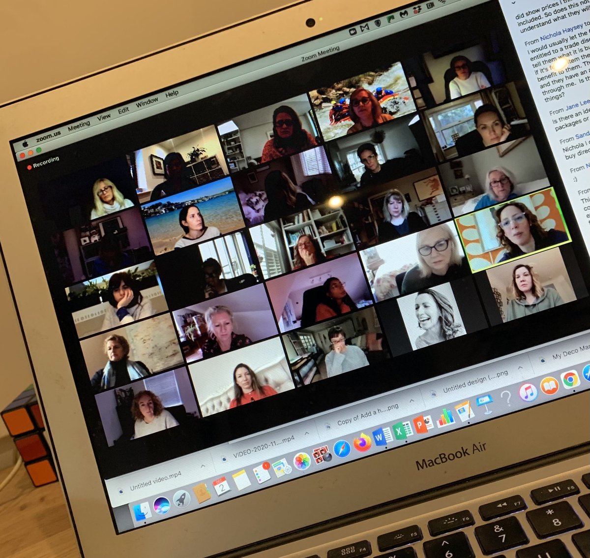 Just finished hosting another busy session with over 30 interior designers at The Decorcafe talking about pricing strategy - now off to host second webinar of the day - Pinterest <a href="/BIIDtalk/">BIID</a>