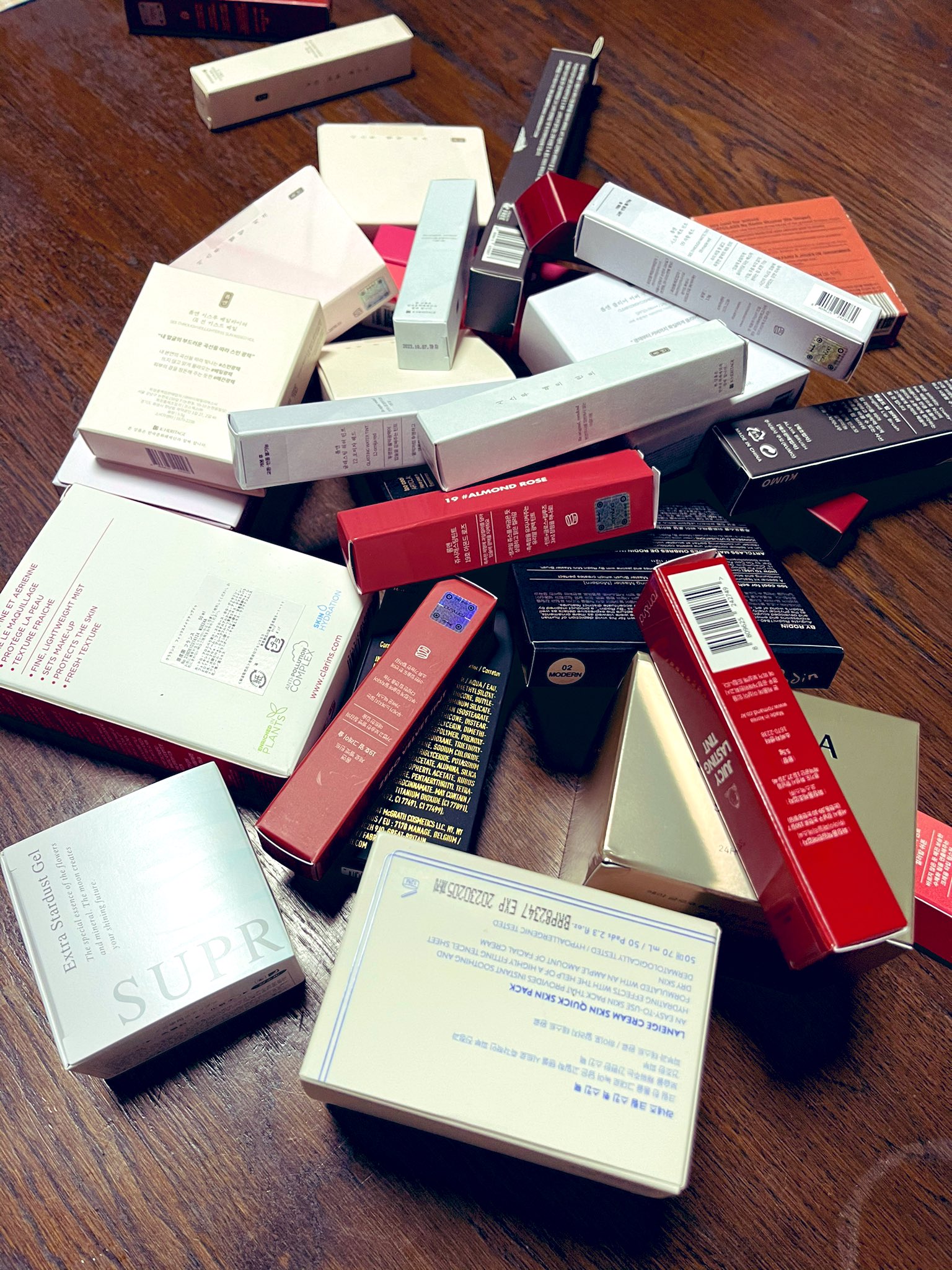 使用人b子 コスメの空箱どうするか問題ですが 私は全部小学校に寄付してます こんなのでも図工の材料で喜んでもらえるので 今回はこの箱が車になるらしい コスメの箱が車になるとかめちゃくちゃかわいいな T Co N04rfke9de Twitter 使用人b子 コスメの空箱どうするか問題ですが 私は全部小学校に寄付してます こんなのでも図工の材料で喜んでもらえるので 今回はこの箱が車になるらしい コスメの箱が車になるとかめちゃくちゃかわいいな T Co N04rfke9de Twitter