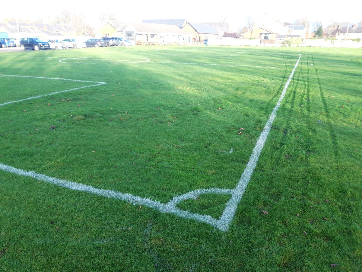 TurfixServices's tweet image. The grass is long.
The pitch is bumpy.
It doesn&apos;t matter.
These temporary pitches will be used by kids this weekend and they will have fun.
That&apos;s all that matters.
Welcome back grassroots football.⚽️👍
#grassrootsfootball #linemarking
#football