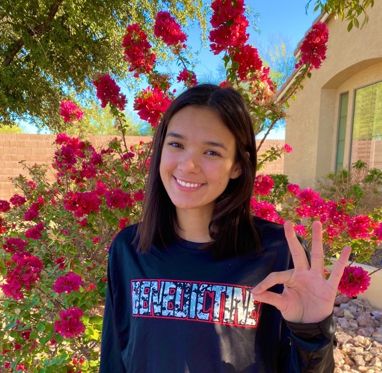 rivera_elena11's tweet photo. blessed and excited to announce my commitment to Benedictine University to continue my education and soccer career. thanks to my family and my friends who have supported me along the way. go redhawks! ❤️🦅🅱️ https://t.co/ns9rZSMuua