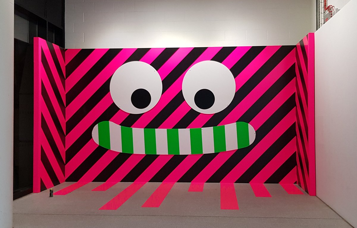 WildScreens's tweet image. Don't miss #connctedbylight #canarywharf starts this evening 021220 @busra__berber @ergin_ecem @effie_kos @wei_dingyi @yuhanji16 @amyxiaoduo1 @p_stamatis @pklampros @sapphirecube @LenaOsseyran