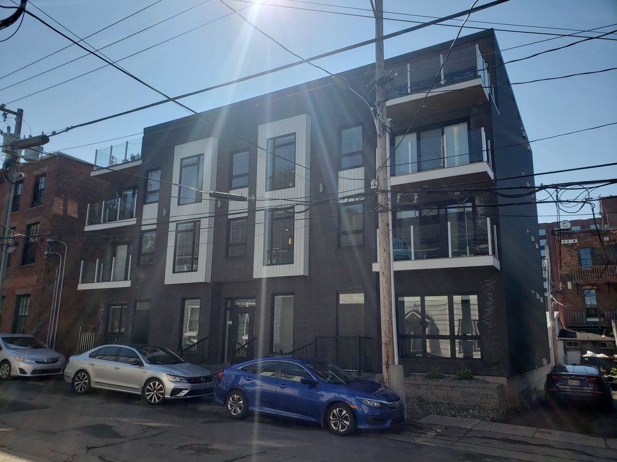 bevanenterprise's tweet photo. If you have a gym in your building, you have no excuses! We have a two bedroom suite available in downtown Charlottetown with great building amenities! https://t.co/1KQZqa6orw for more info https://t.co/4i9BKTIivh