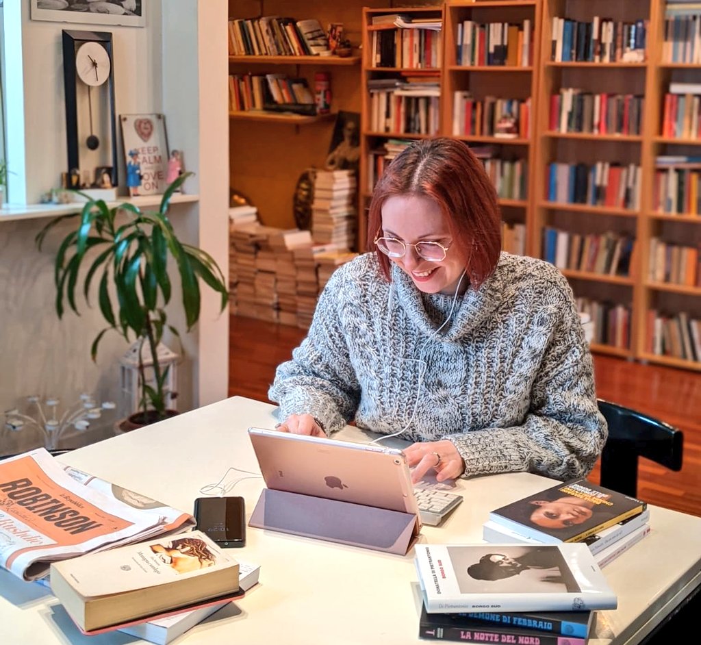 GiuliaCiarapix's tweet image. Parola d&apos;ordine #imparare. Ecco perché ho iniziato a seguire i corsi dell&apos;accademia @MollyBloomIT.
Se volete, inserendo GIULIACIARAPIX2020 nello spazio del codice promozionale potrete avere il 20% di sconto su tutti i corsi.