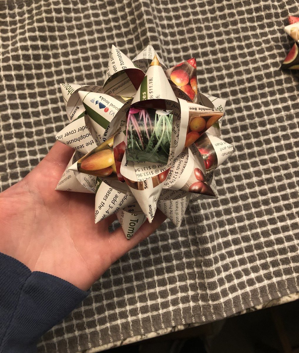 Here is an example of a bow the Green Team made last year! #DecGreenChallenge
