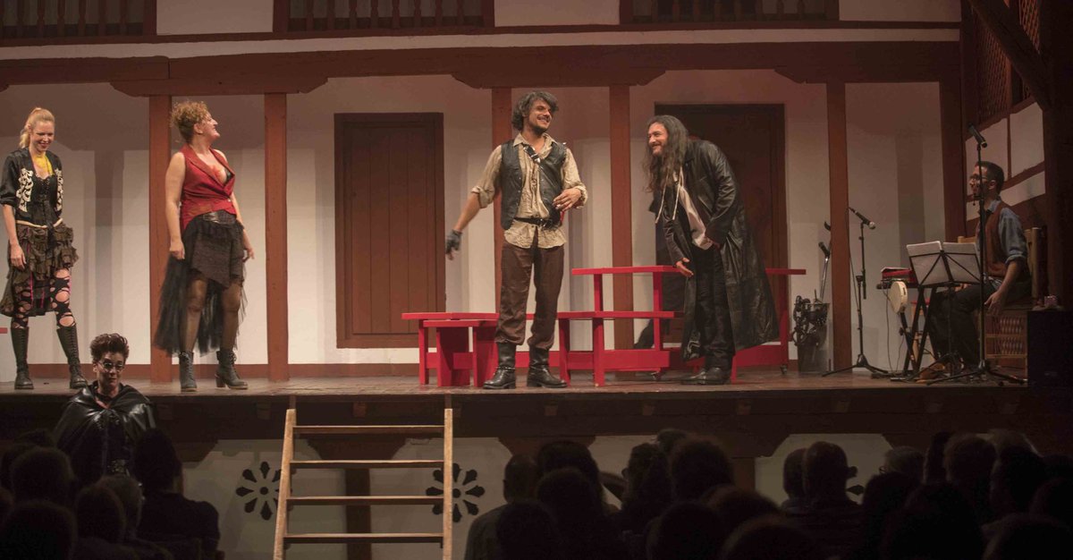 Sábado 5 y domingo 6: 19h. “El Diablo Cojuelo” en <a href="/teatroestacion/">Teatro de la Estación</a> Con Sílvia Espigado y Críspulo Cabezas. Una road movie por la España del S. XVII. #teatro <a href="/guiadezaragoza/">@guiadezaragoza</a> <a href="/AragonesTeatro/">Teatro aragonés</a> <a href="/aragontv/">Aragón TV</a> <a href="/aragonradio/">Aragón Radio</a> <a href="/ZCultura/">Zaragoza Cultura</a> <a href="/ZaragozaTurismo/">Zaragoza Turismo</a> <a href="/aragoncultura/">Aragón Cultura</a>